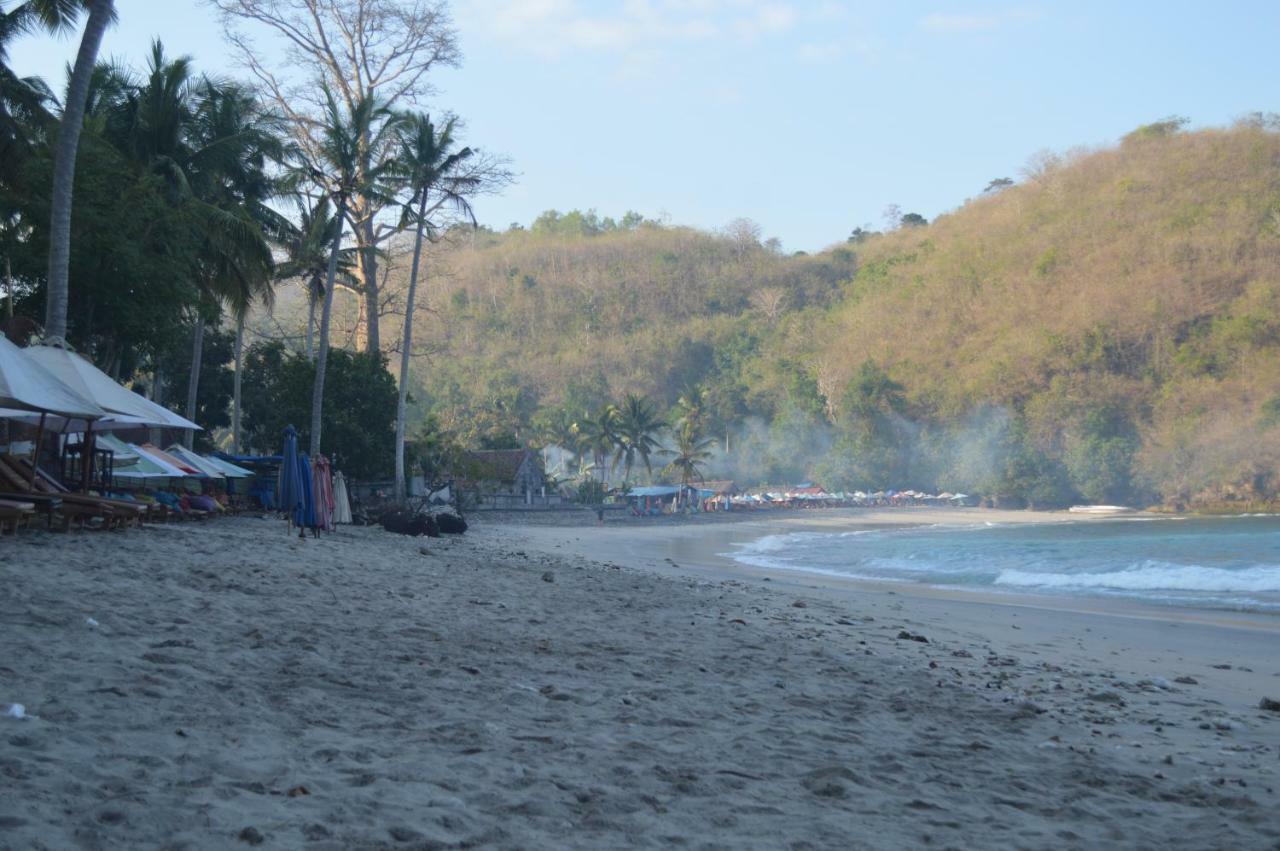 Nyuh Gading Bungalow Nusa Penida Sakti Exterior photo